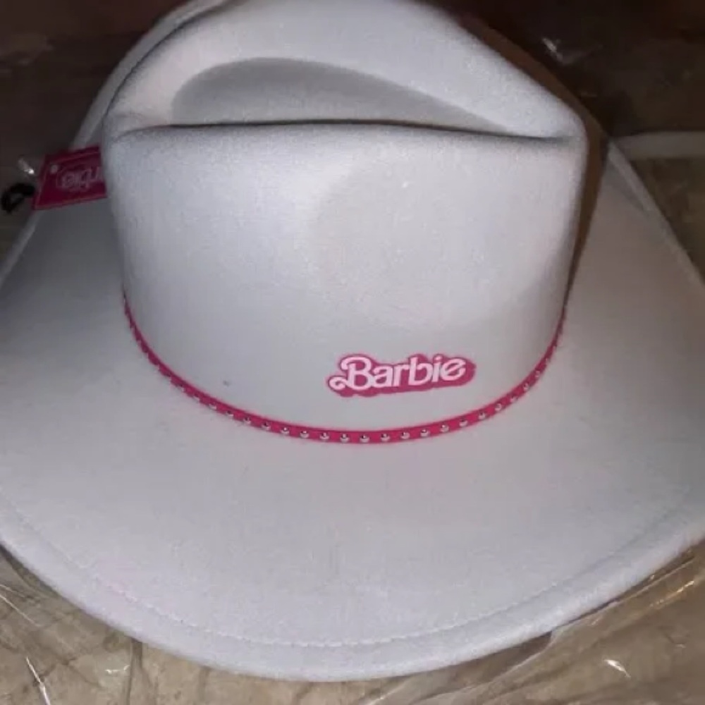 Barbie Hat + Accessories